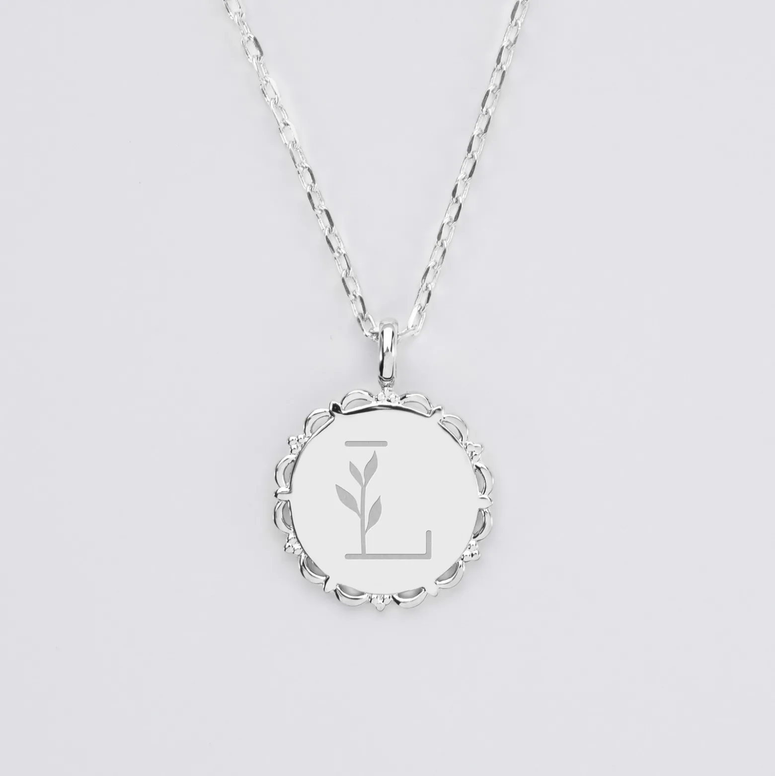 Pendentif enfant personnalisé médaille vintage dentelée gravée argent 17 mm
