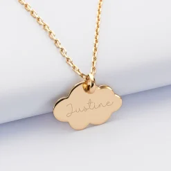 Pendentif enfant personnalisé illustration bébé médaille gravée plaqué or nuage 20x14 mm - HappyBulle x Marie Savart