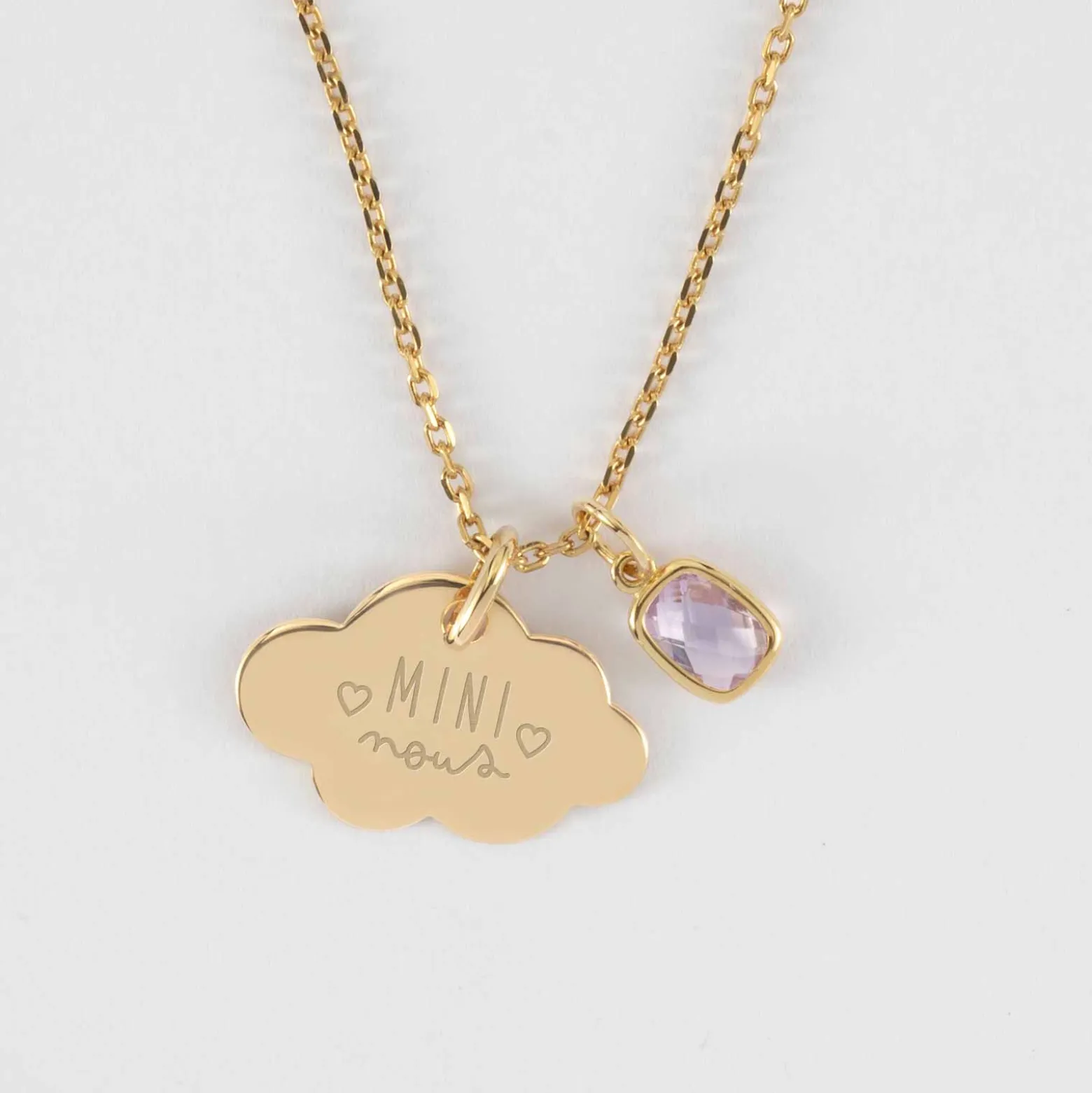 Pendentif enfant personnalisé médaille gravée plaqué or nuage 20x14 mm et breloque rectangle zircon plaqué or 9 mm