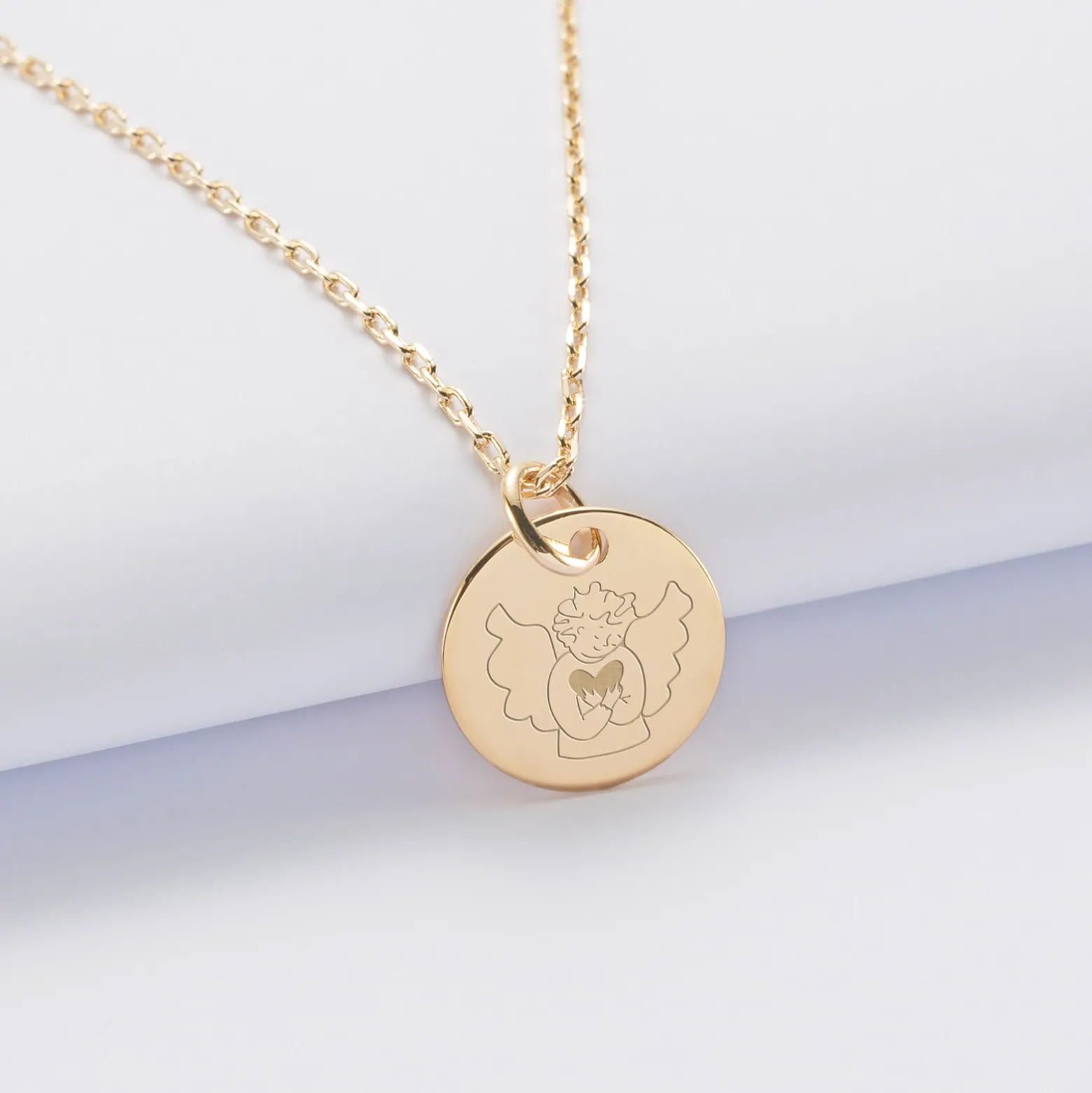 Pendentif enfant personnalisé médaille gravée plaqué or 15 mm - HappyBulle x MyLovelyThing