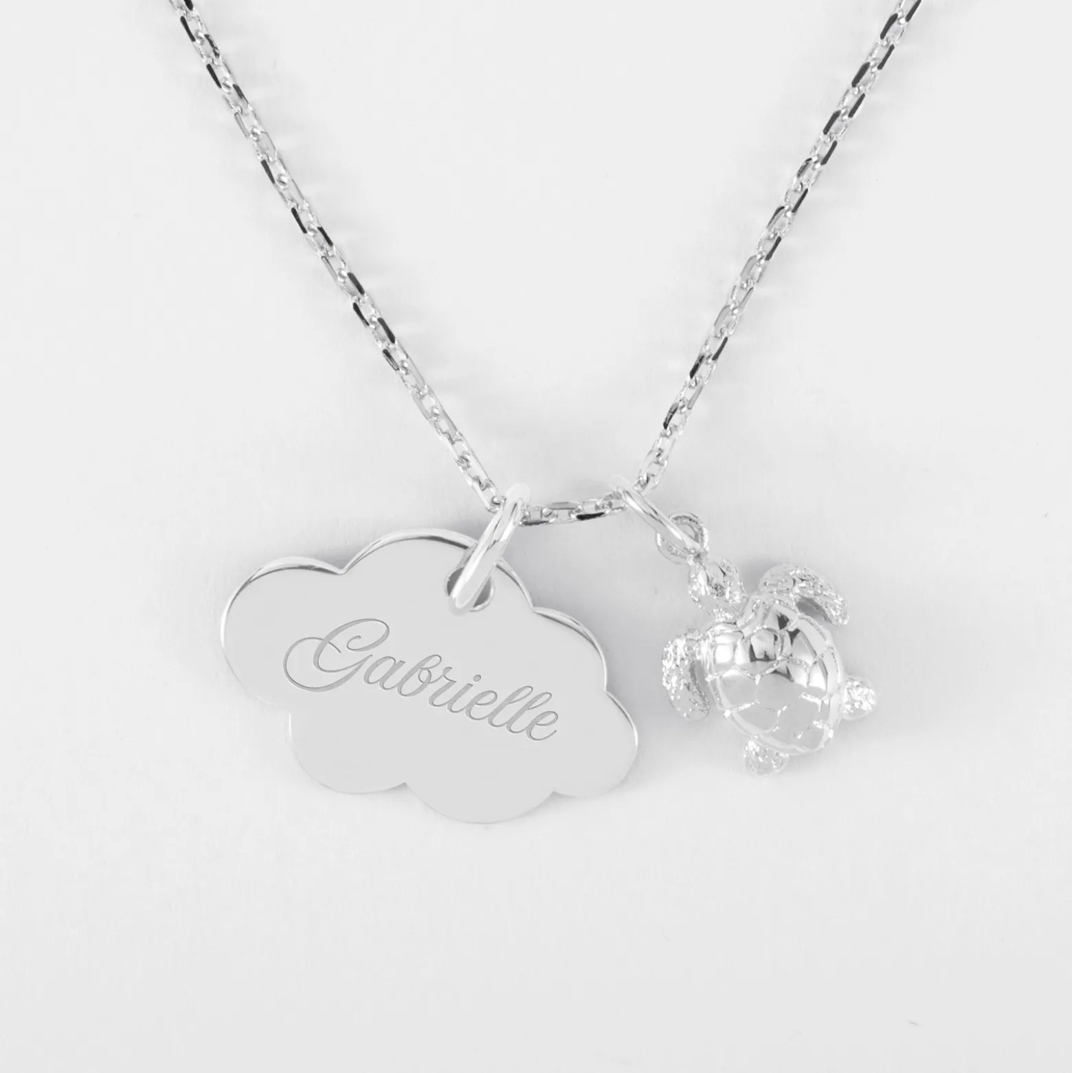 Pendentif enfant personnalisé médaille gravée argent nuage 20x14 mm et breloque tortue 10 mm