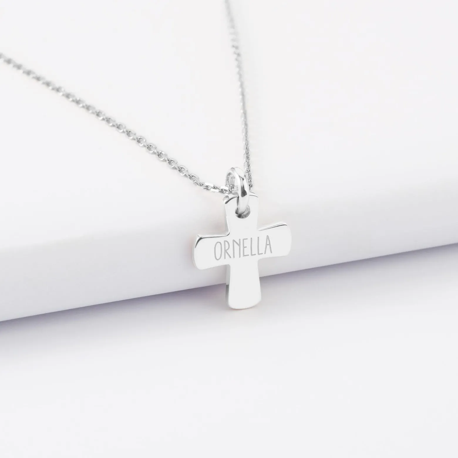 Pendentif enfant personnalisé prénom médaille gravée argent croix 15x13 mm - Nos petits imparfaits