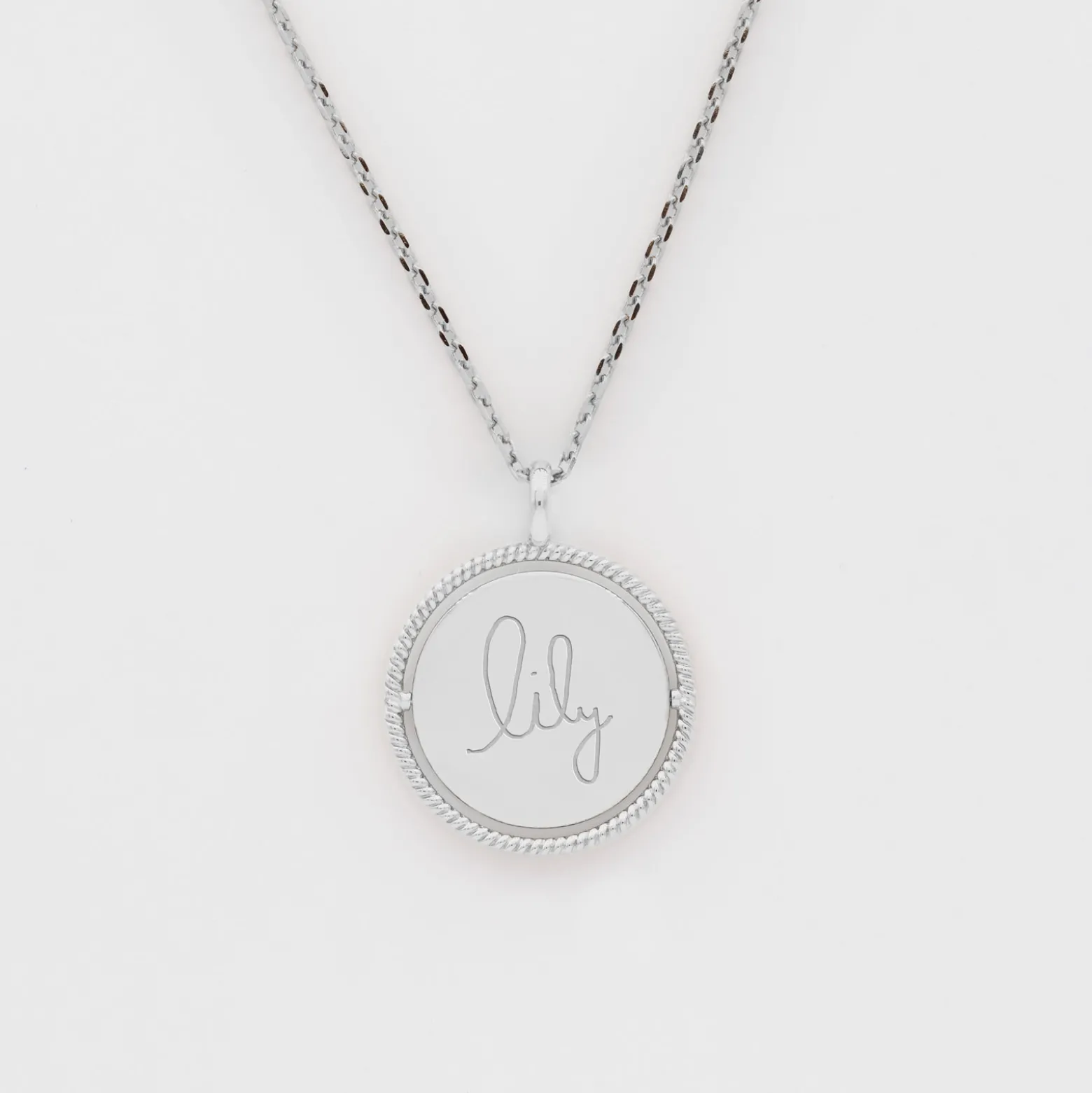 Pendentif enfant personnalisé médaille réversible contour tressé Eternelle gravée argent 18 mm - HappyBulle x Capucine