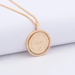 Pendentif enfant personnalisé médaille réversible Eternelle gravée plaqué or 18 mm - HappyBulle x Capucine