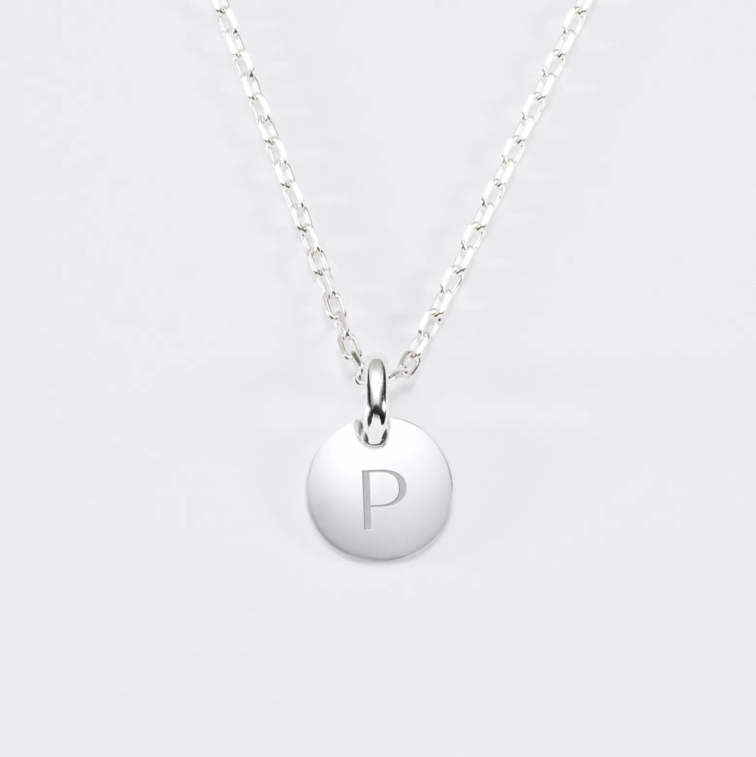 Pendentif enfant personnalisé initiale médaille gravée argent 10 mm