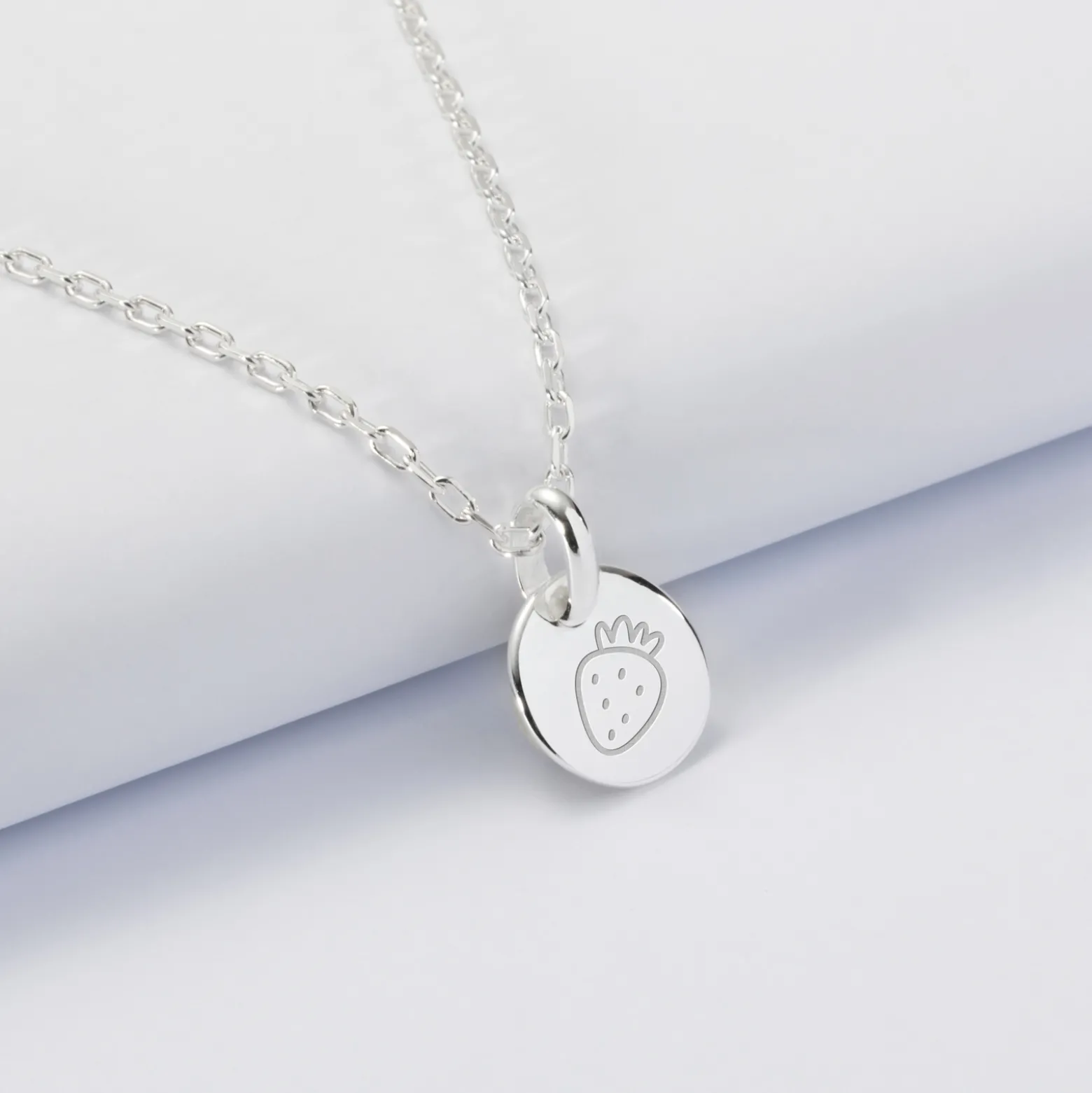 Pendentif enfant personnalisé initiale médaille gravée argent 10 mm