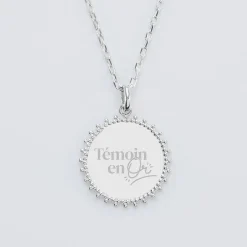 Pendentif EVJF personnalisé médaille soleil gravée argent 20 mm