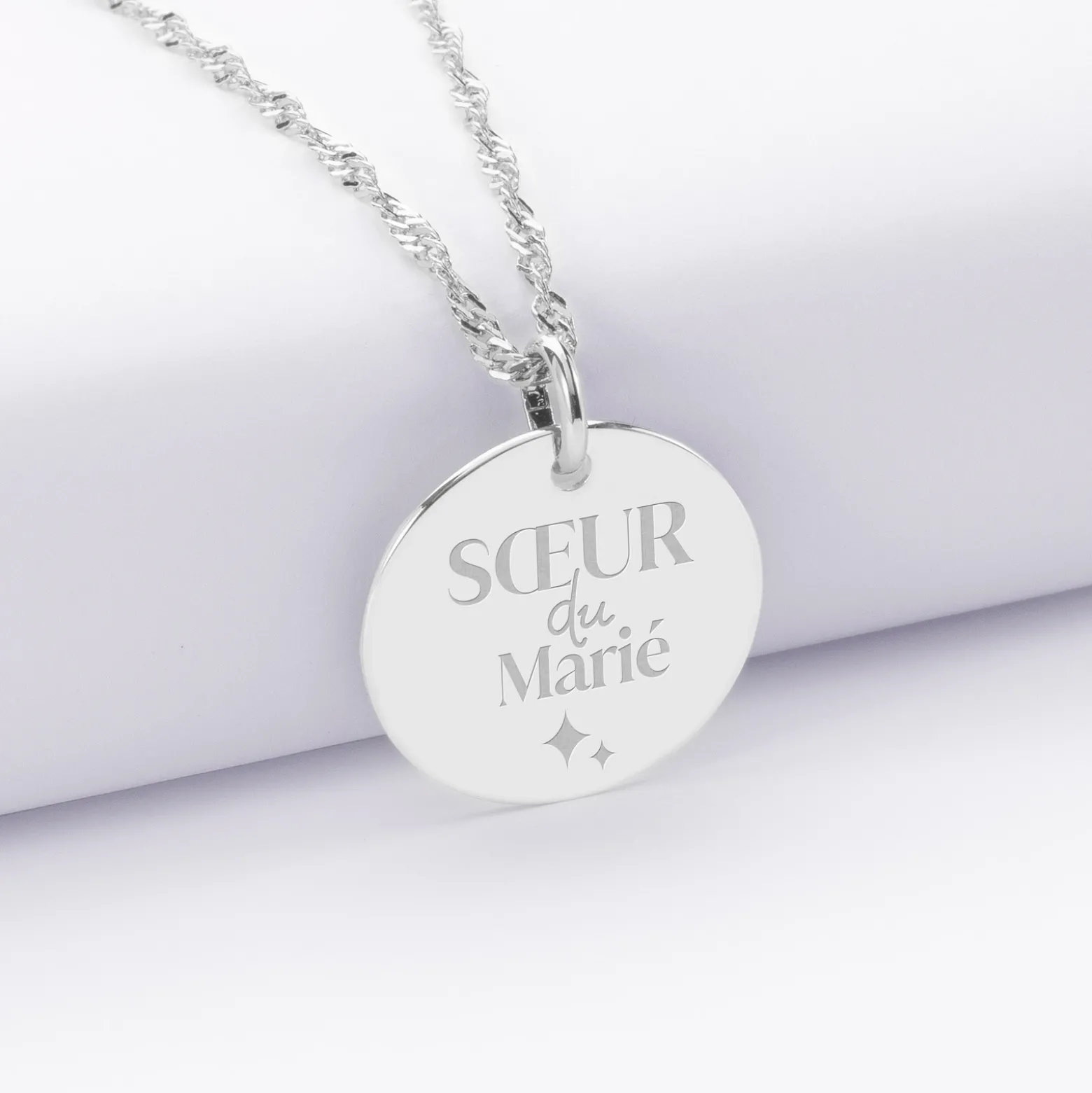 Pendentif Famille des mariés personnalisé médaille gravée argent 19 mm