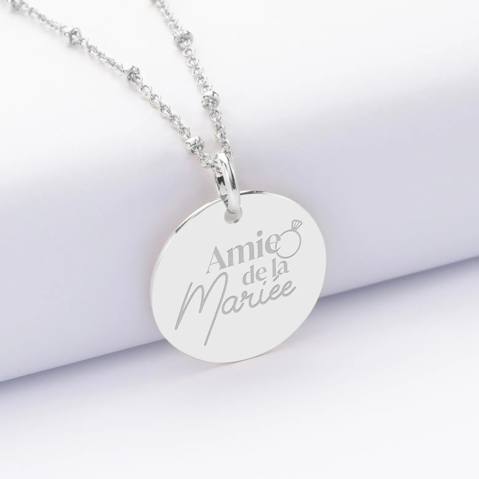 Pendentif Famille des mariés personnalisé médaille gravée argent 19 mm