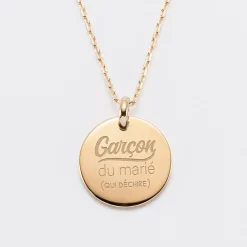 Pendentif homme Famille des mariés personnalisé médaille bombée gravée plaqué or 20 mm
