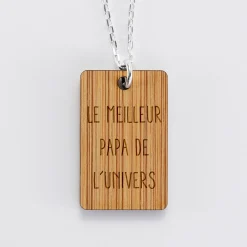 Pendentif homme personnalisé médaille gravée bois 20x32 mm