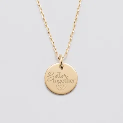 Pendentif Mariée personnalisé médaille gravée plaqué or 15 mm