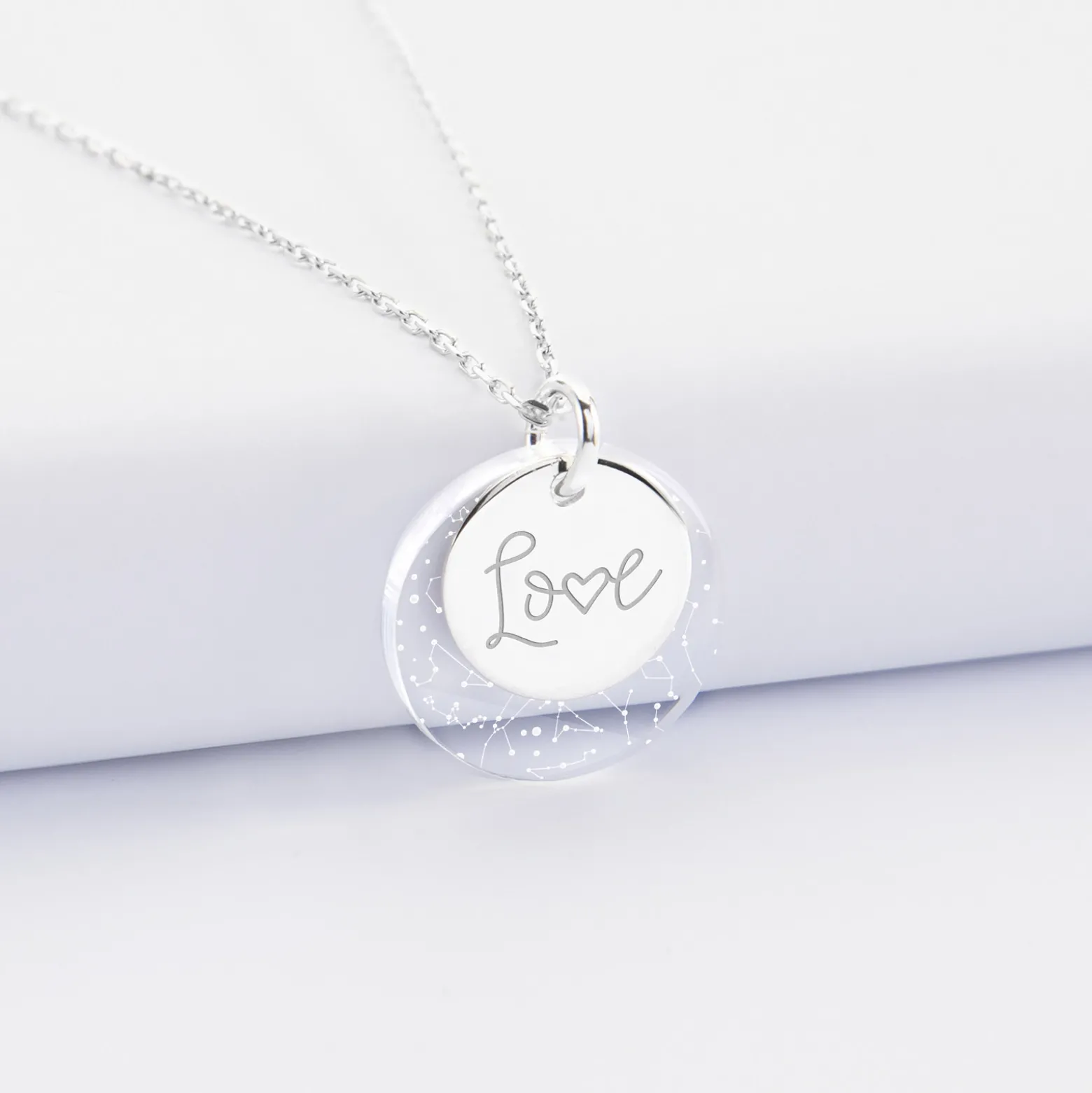 Pendentif personnalisé double médailles gravées argent 15 mm et acrylique 20 mm