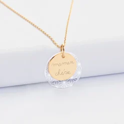 Pendentif personnalisé double médailles gravées plaqué or 15 mm et acrylique 20 mm