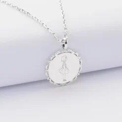 Pendentif personnalisé illustration médaille vintage dentelée gravée argent 17 mm - HappyBulle x Marie Savart
