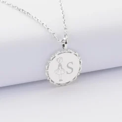 Pendentif personnalisé initiale médaille vintage dentelée gravée argent 17 mm - HappyBulle x Marie Savart