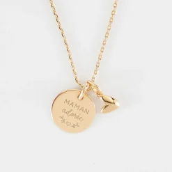 Pendentif personnalisé médaille gravée plaqué or 15 mm et breloque petit coeur bombé 7 mm - HappyBulle x Atelier Wagram