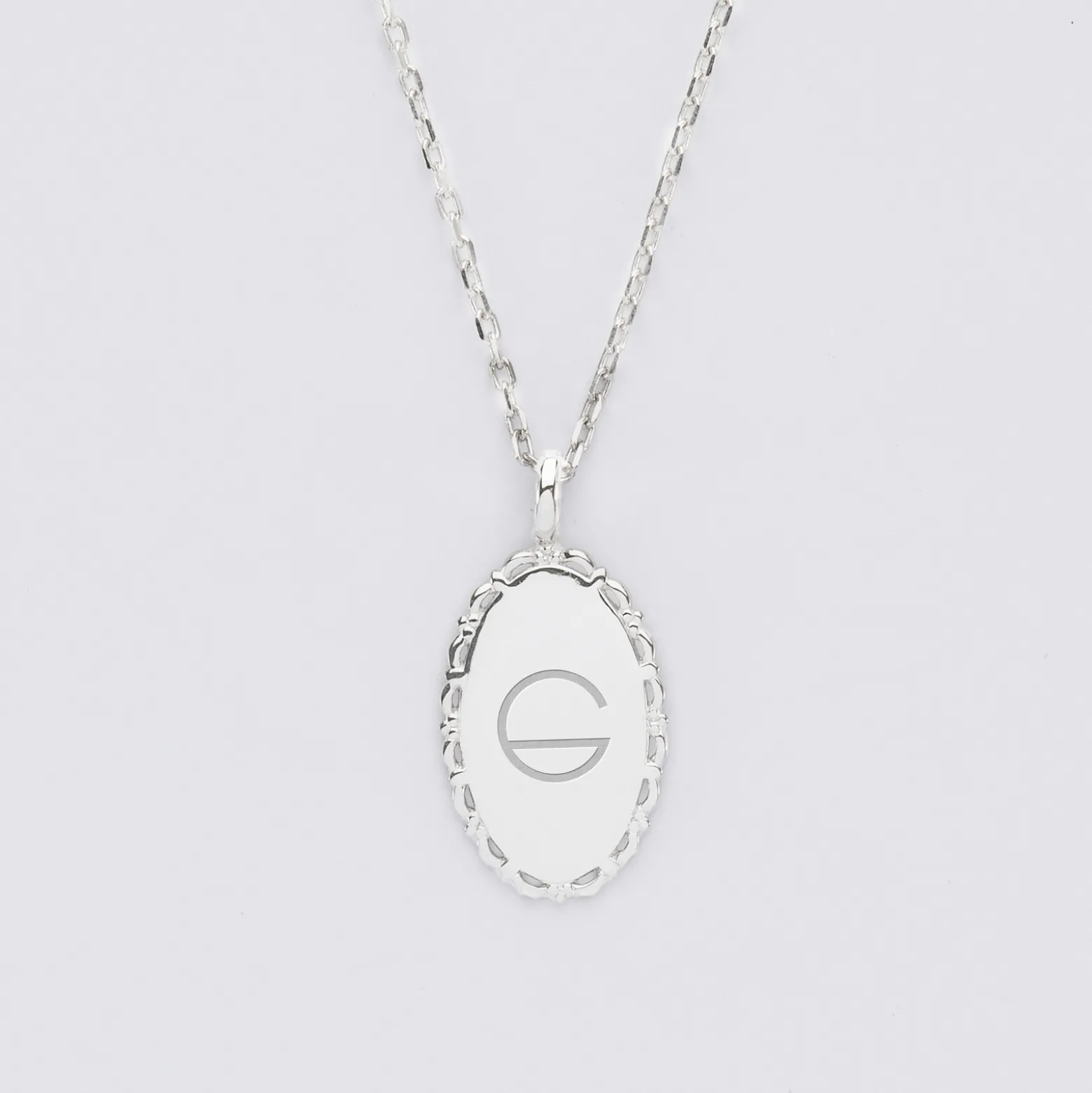 Pendentif personnalisé médaille vintage ovale dentelée gravée argent 20x13 mm