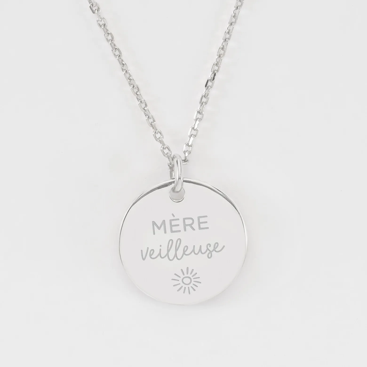 Pendentif personnalisé médaille soleil coeur bombé gravée argent 19 mm