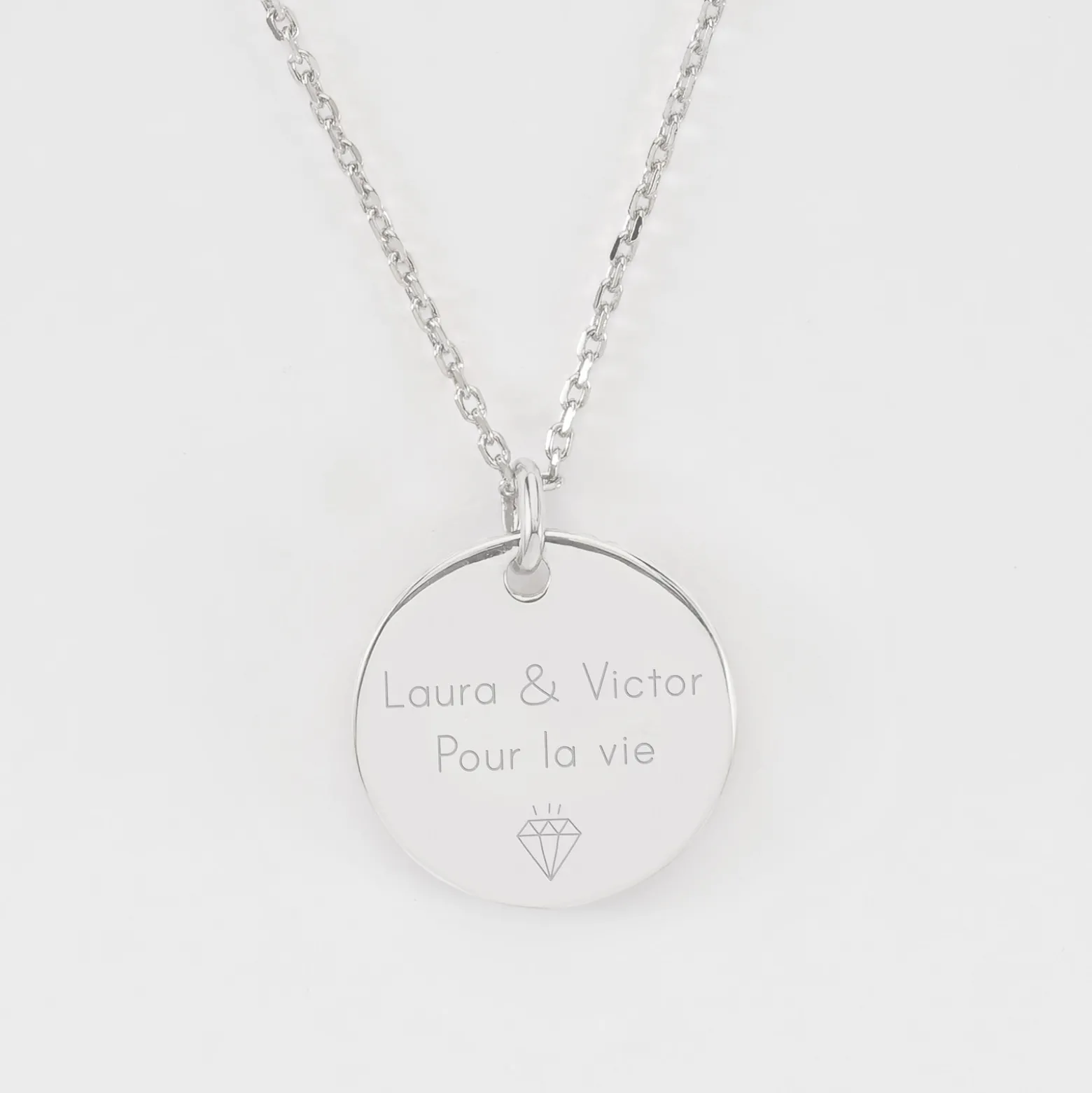 Pendentif personnalisé médaille soleil coeur bombé gravée argent 19 mm