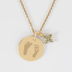 Pendentif personnalisé médaille gravée plaqué or 19 mm et breloque fleur pétales zircons 10 mm