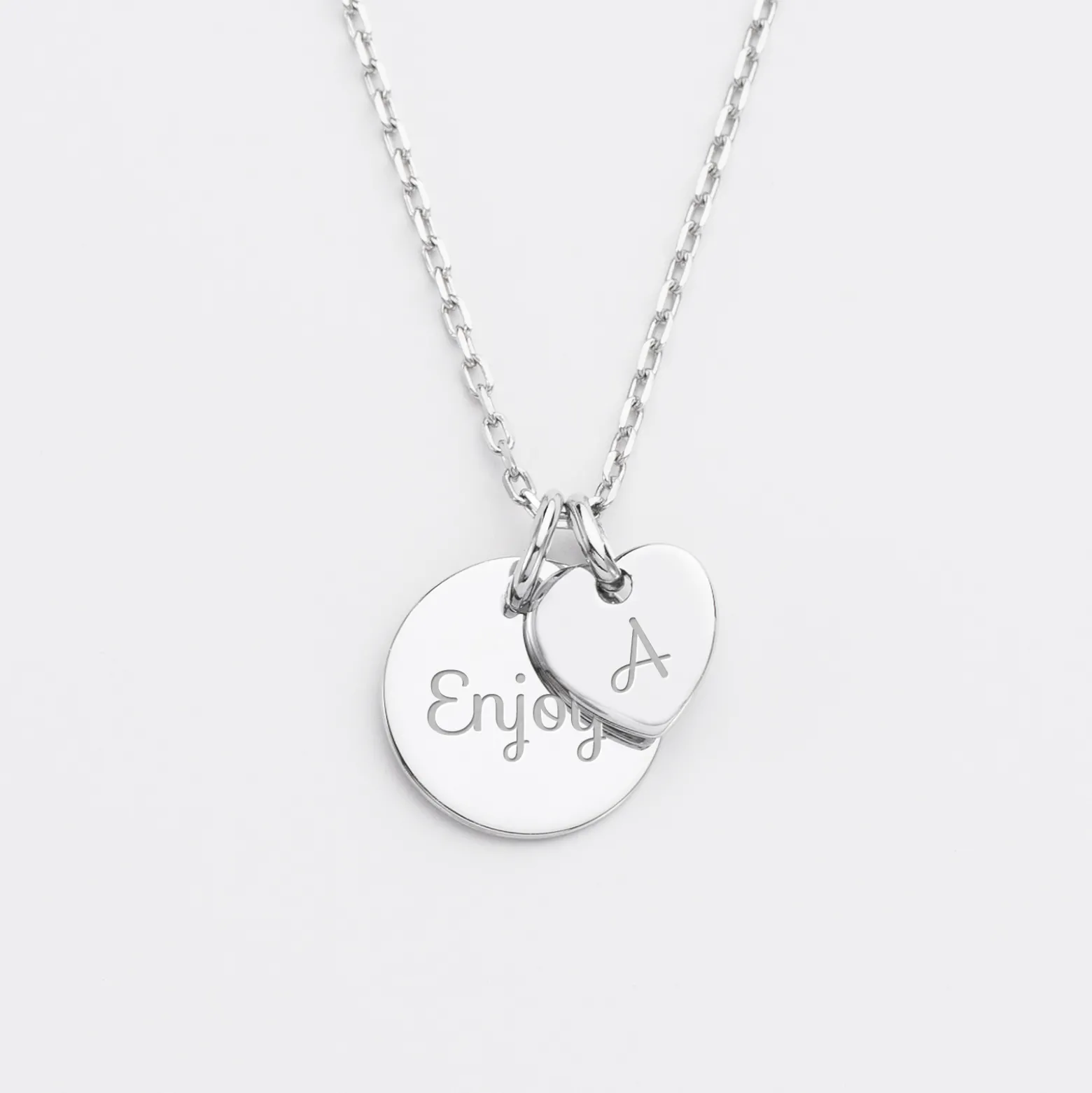 Pendentif personnalisé médaille gravée argent 15 mm et breloque coeur 10 mm