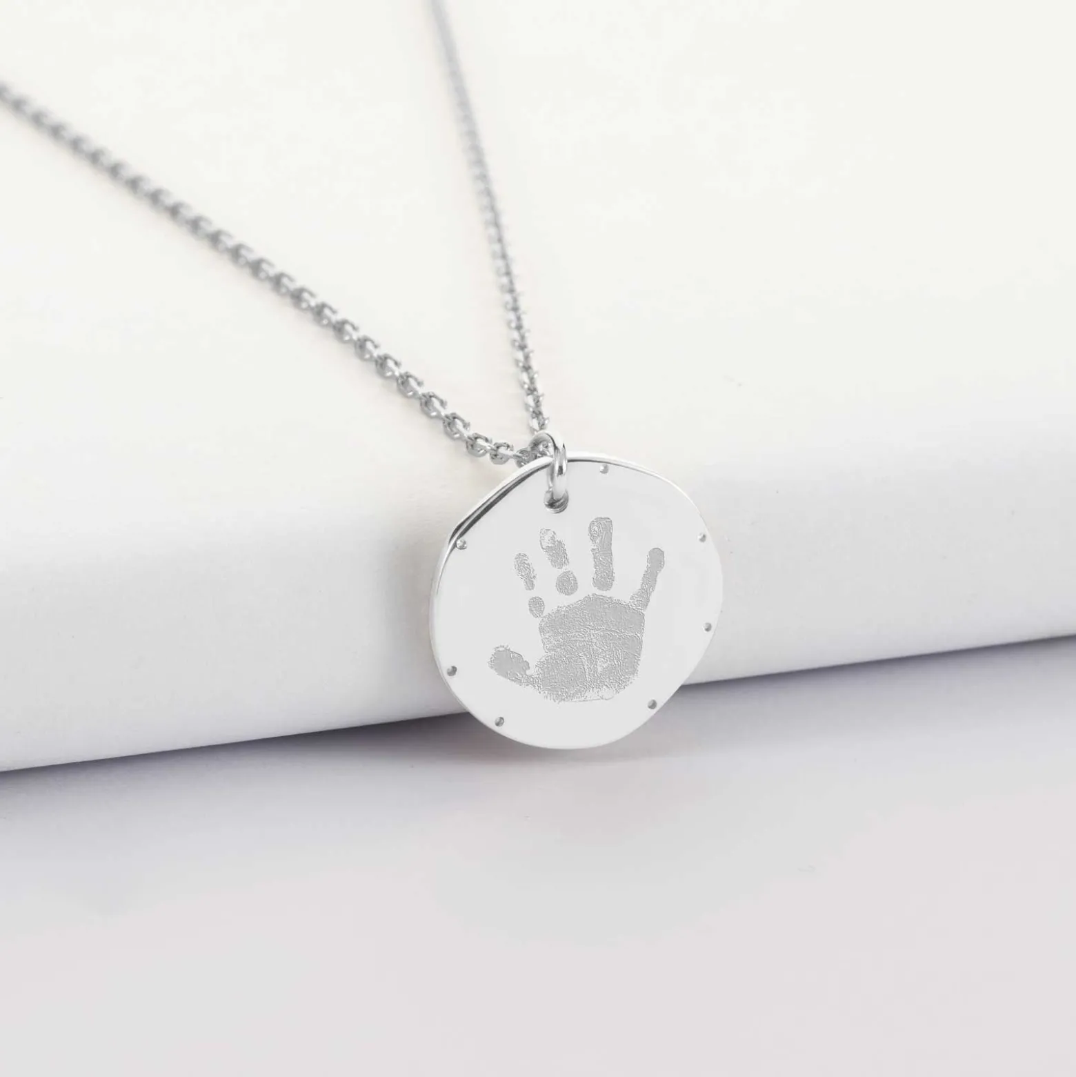 Pendentif personnalisé médaille contour scintillant gravée argent 16 mm