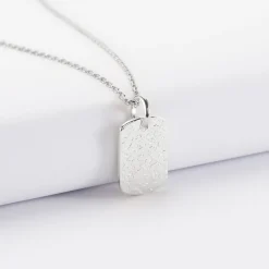 Pendentif personnalisé médaille gravée martelée argent rectangle 17x11 mm - Nos petits imparfaits