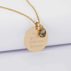 Pendentif personnalisé médaille gravée plaqué or 19 mm et breloque rectangle zircon plaqué or 9 mm