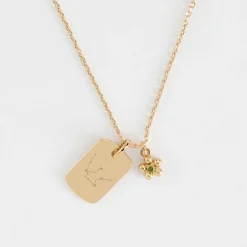 Pendentif personnalisé médaille gravée plaqué or rectangle 17x11 mm et breloque fleur zircon plaqué or 8 mm