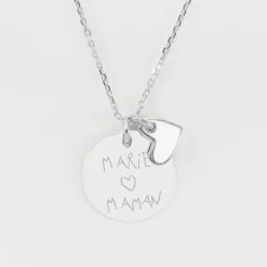 Pendentif personnalisé médaille gravée argent 19 mm et breloque coeur email 10 mm