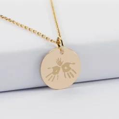 Pendentif personnalisé médaille martelée gravée plaqué or 19 mm