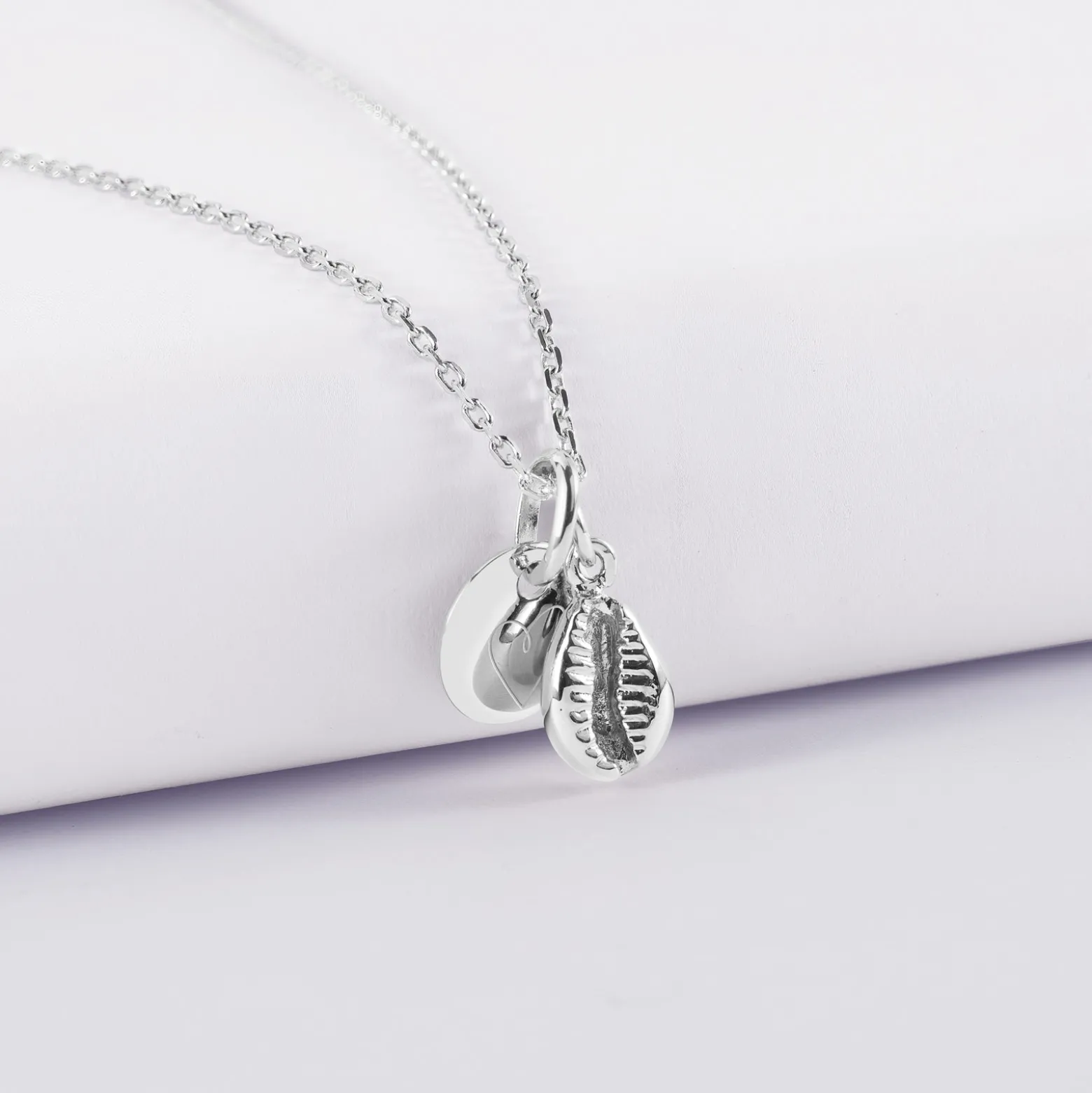 Pendentif personnalisé médaille gravée argent 10 mm et breloque(s) summer - à composer