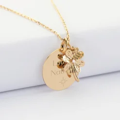 Pendentif personnalisé médaille gravée plaqué or 19 mm et breloque trèfle scintillant 15 mm