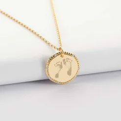 Pendentif personnalisé médaille contour scintillant gravée plaqué or 16 mm