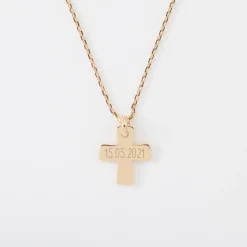 Pendentif personnalisé médaille gravée plaqué or croix 15x13 mm