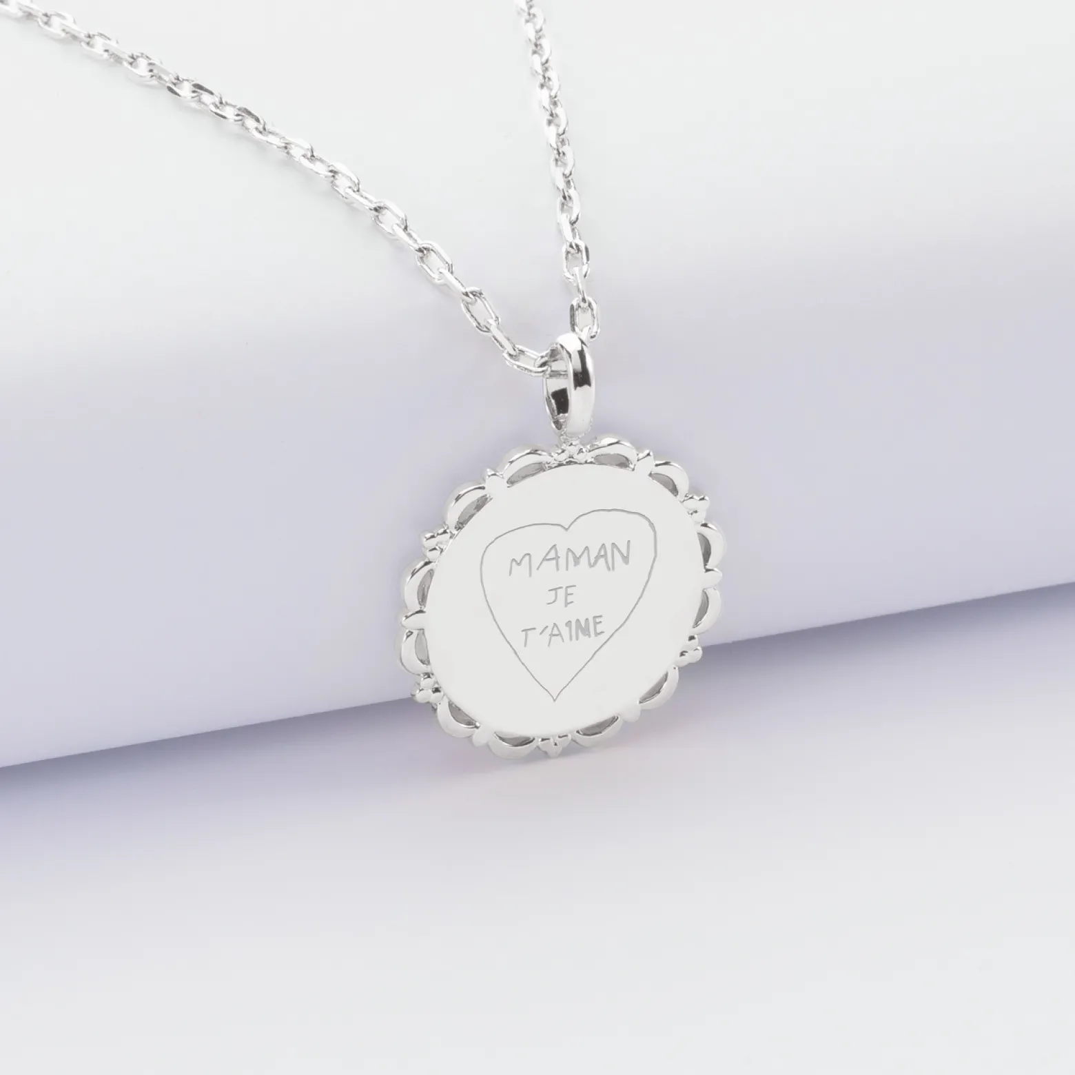 Pendentif personnalisé médaille vintage dentelée gravée argent 17 mm
