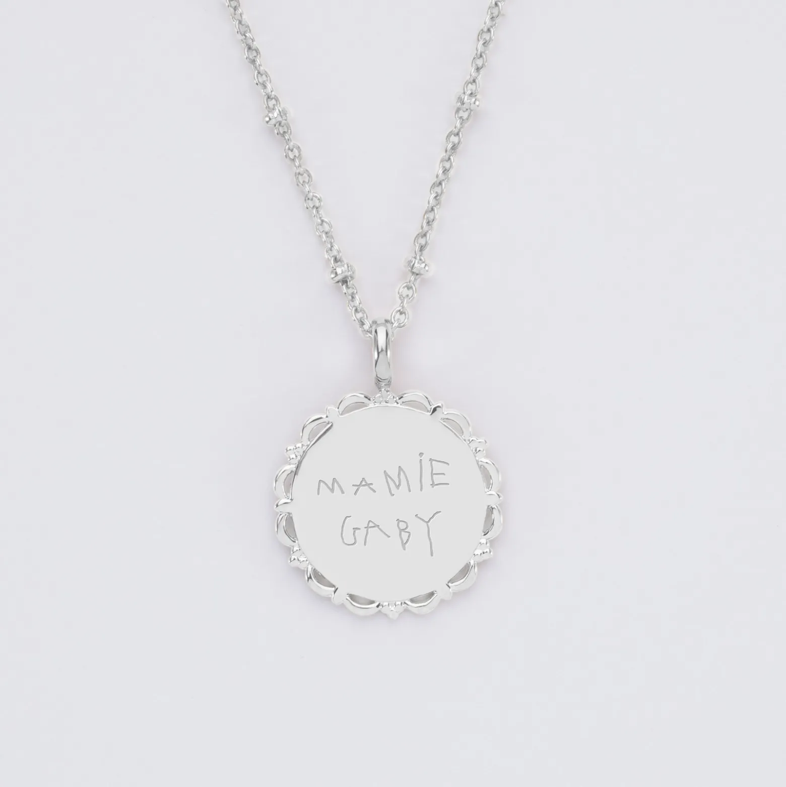 Pendentif personnalisé médaille vintage dentelée gravée argent 17 mm