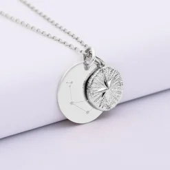 Pendentif personnalisé médaille gravée argent 19 mm et breloque rose des vents texturée 14 mm