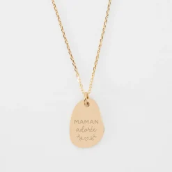 Pendentif personnalisé médaille gravée martelée plaqué or goutte 19x21 mm