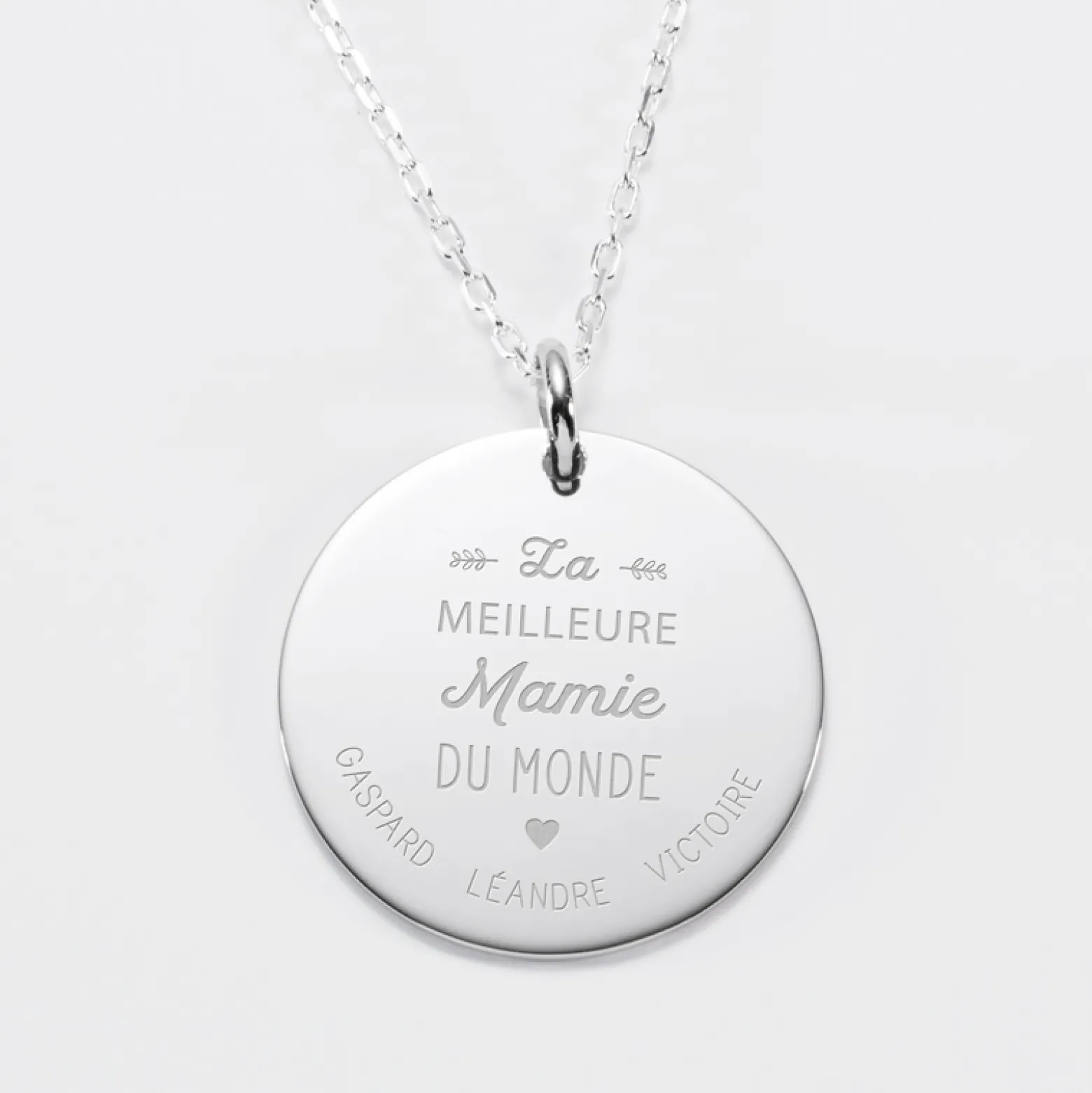 Pendentif personnalisé médaille gravée argent 27 mm "La meilleure Mamie"