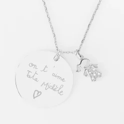 Pendentif personnalisé médaille gravée argent 27 mm et breloque petite fille scintillante 12 mm