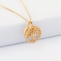 Pendentif personnalisé médaille gravée plaqué or 10 mm et breloque arbre de vie contour torsadé 16 mm