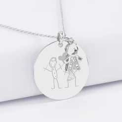 Pendentif personnalisé médaille gravée argent 27 mm et breloque petit garçon scintillant 12 mm