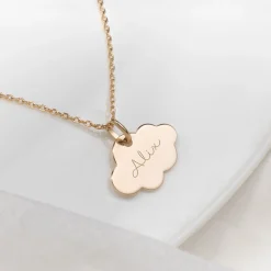 Pendentif personnalisé prénom médaille gravée plaqué or nuage 20x14 mm