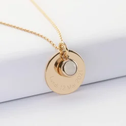 Pendentif réversible personnalisé médaille gravée plaqué or 19 mm et breloque pierre naturelle 8 mm