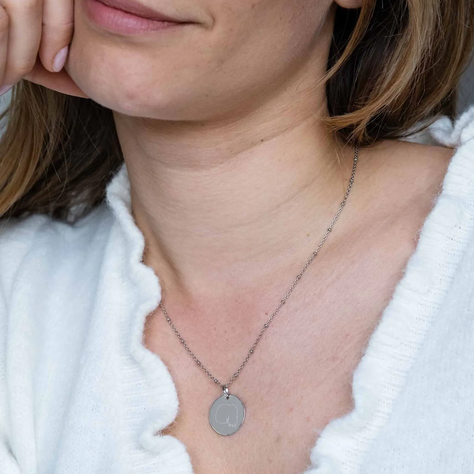 Pendentif silhouette personnalisé médaille argent 19 mm - "Profil gravé"