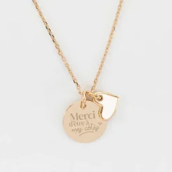 Pendentif Témoin personnalisé médaille gravée plaqué or 15 mm et breloque coeur email 10 mm