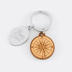 Porte clé personnalisé médaille gravée ovale acier et breloque bois boussole