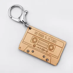 Porte clés Spotify personnalisé gravé bois cassette rétro